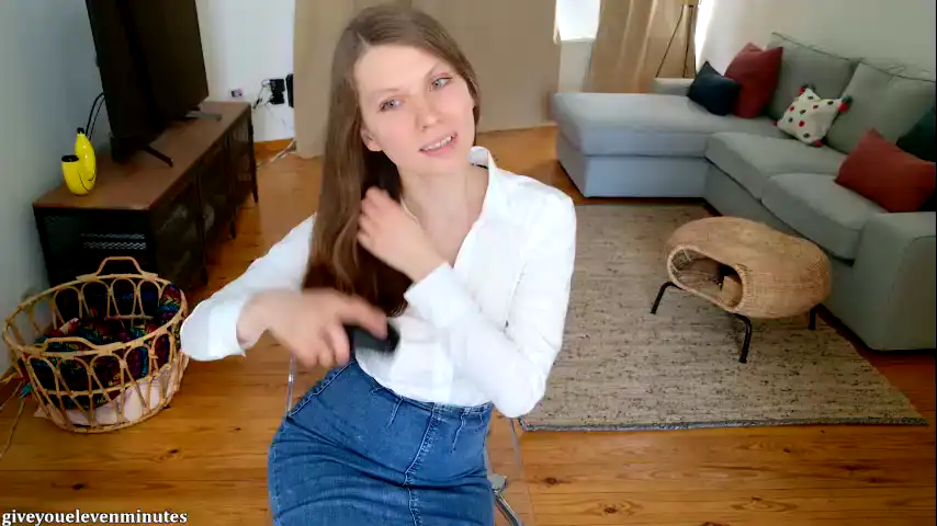 Giveyouelevenminutes – Chaturbate Live Video – 2025-01-13 05:50:14