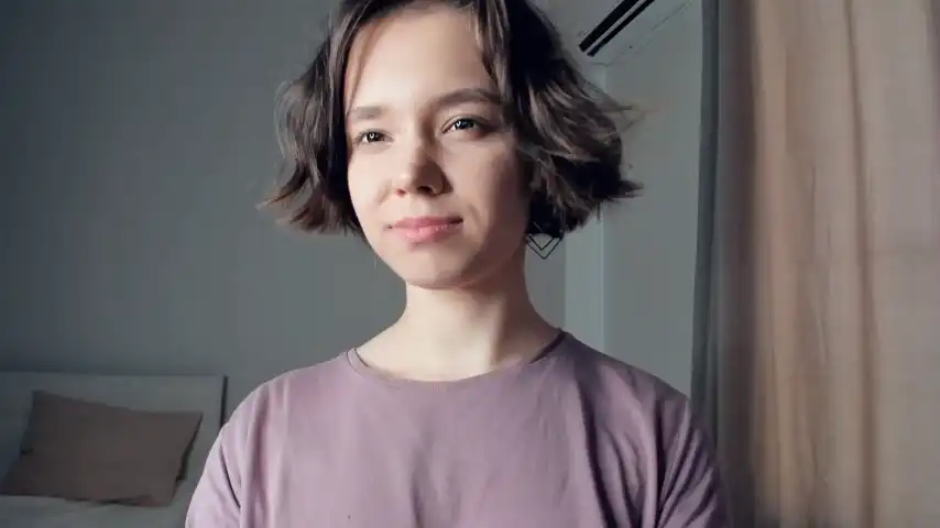 Gummybubble – Chaturbate Live Video – 2025-07-09 19:24:35