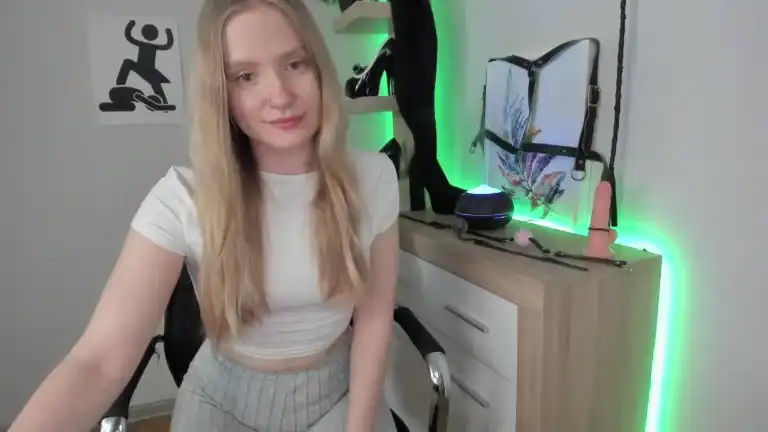 Nancyxstar – Streamate Live Video – 2025-03-29 08:29:51
