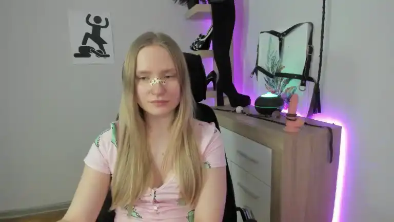 Nancyxstar – Streamate Live Video – 2025-06-25 23:28:05