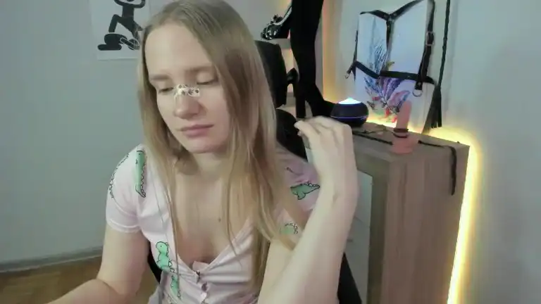 Nancyxstar – Streamate Live Video – 2025-08-07 00:54:50