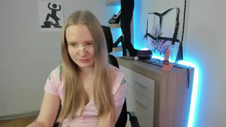 Nancyxstar – Streamate Live Video – 2025-01-05 03:42:05