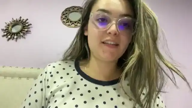 Angel98_ – Myfreecams Live Video – 2025-12-31 01:49:25