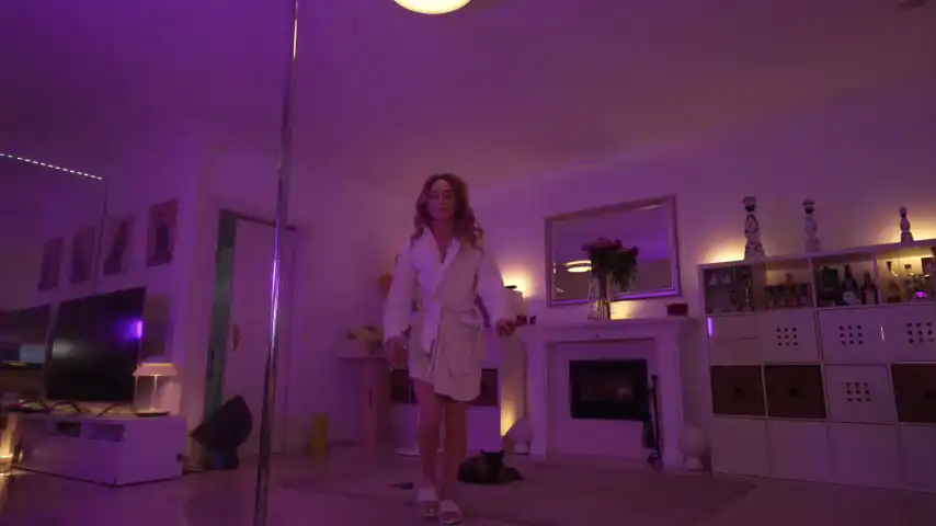Hannahjames710 – Chaturbate Live Video – 2025-02-11 13:11:20
