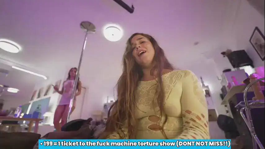 Hannahjames710 – Chaturbate Live Video – 2025-05-20 01:12:56