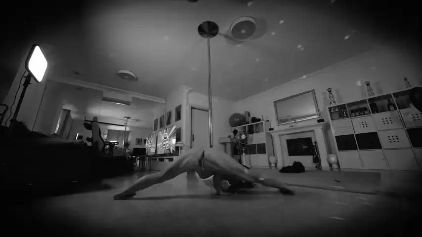 Hannahjames710 – Chaturbate Live Video – 2025-08-09 23:53:41