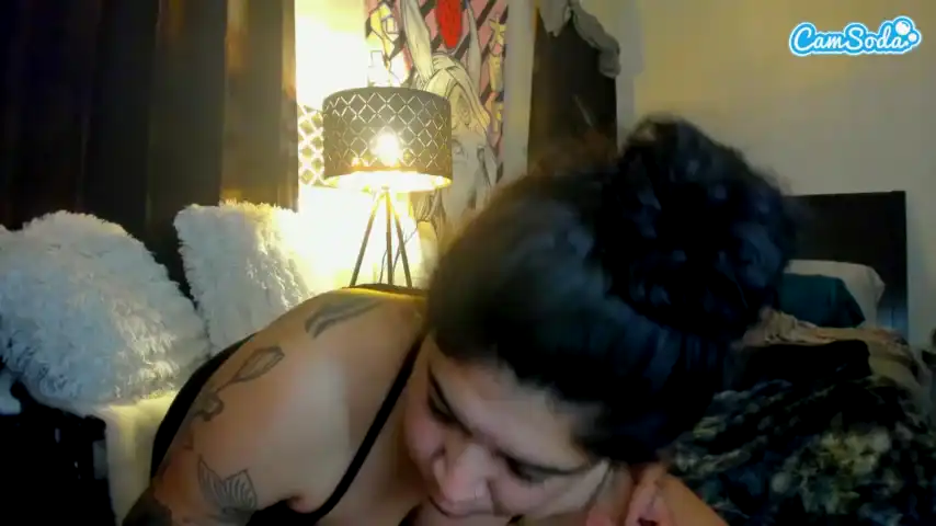 Kimmiakiss – Camsoda Live Video – 2025-10-18 01:39:41