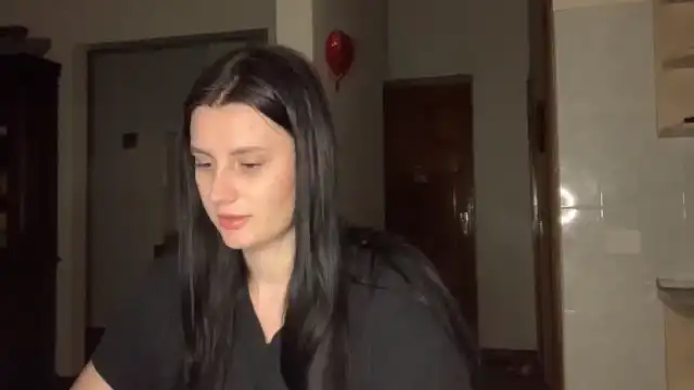 Potatochipss – Myfreecams Live Video – 2025-12-04 01:12:23