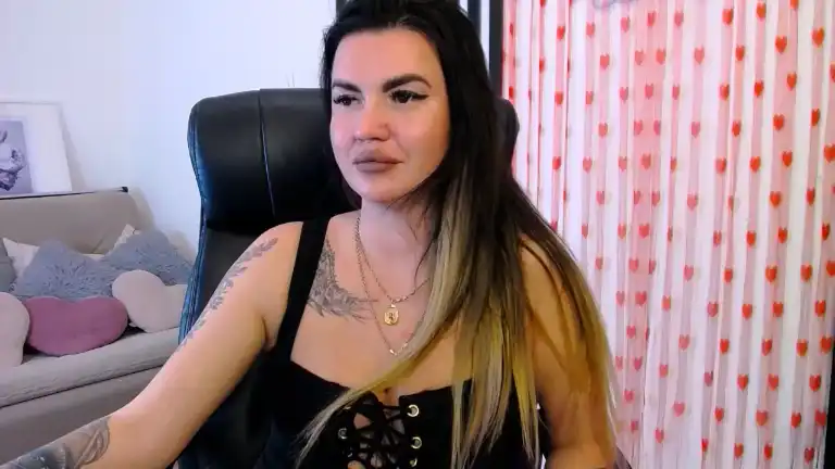 Raquelbella – Streamate Live Video – 2025-05-21 04:01:39