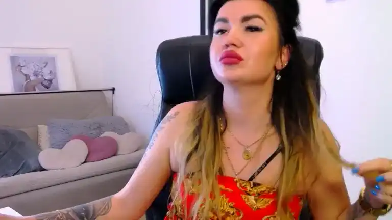 Raquelbella – Streamate Live Video – 2025-05-03 03:02:44