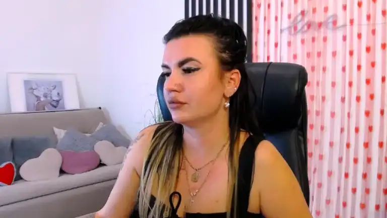 Raquelbella – Streamate Live Video – 2026-01-24 22:24:31