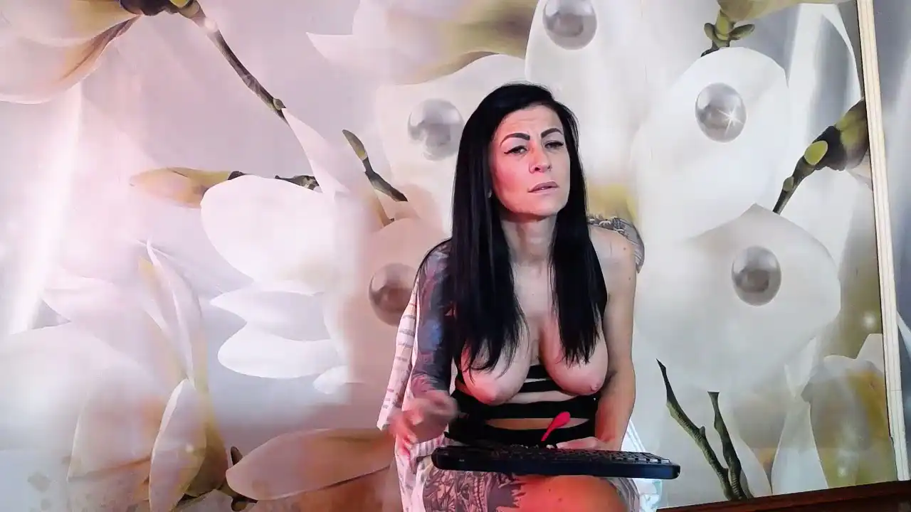 Andrad – Xlovecam Live Video – 2025-07-16 23:32:39