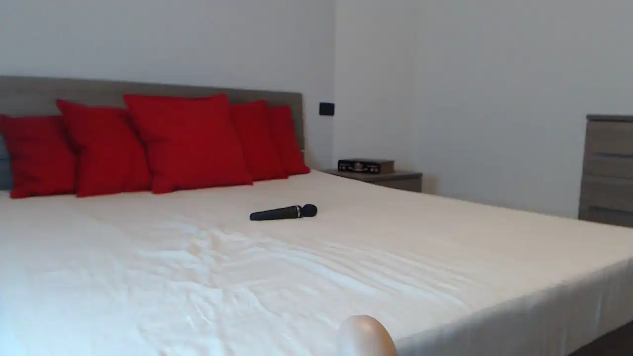 Dolcesofi – Cam4 Live Video – 2025-10-03 09:00:14