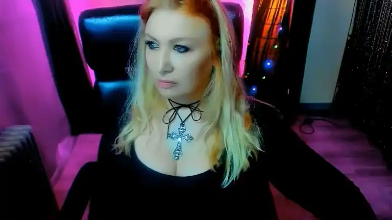 Missgina – Streamate Live Video – 2025-05-03 21:49:06