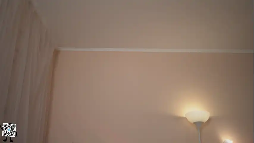 Tiny_miracle – Chaturbate Live Video – 2026-05-05 23:40:13
