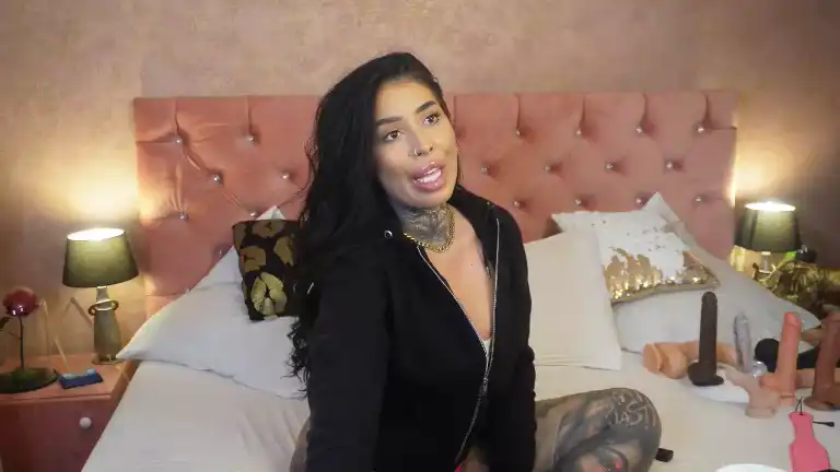 Aariss – Streamate Live Video – 2025-08-18 22:09:01