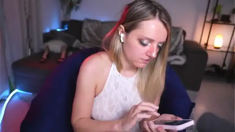 Magneticamy – Streamate Live Video – 2026-06-23 09:17:50
