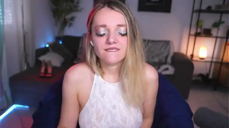 Magneticamy – Streamate Live Video – 2025-05-14 22:18:46
