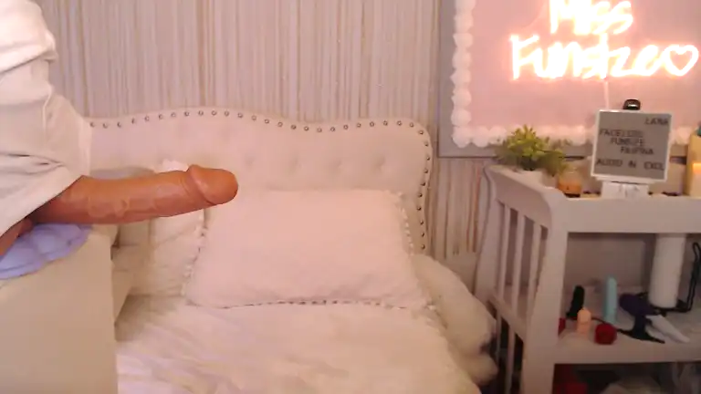 Missfunsizee – Streamate Live Video – 2025-05-22 11:34:22