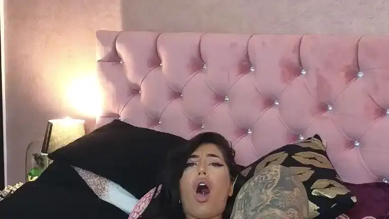 Aariss – Streamate Live Video – 2025-04-26 02:15:36