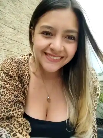 Alana_69 – Stripchat Live Video – 2025-04-17 16:51:47
