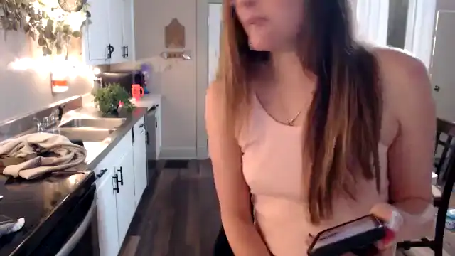 Farmgirl__ – Myfreecams Live Video – 2025-04-07 20:52:11