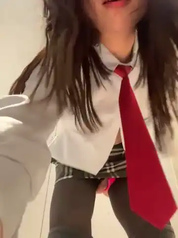 Game_yoyo – Stripchat Live Video – 2025-05-11 15:52:32