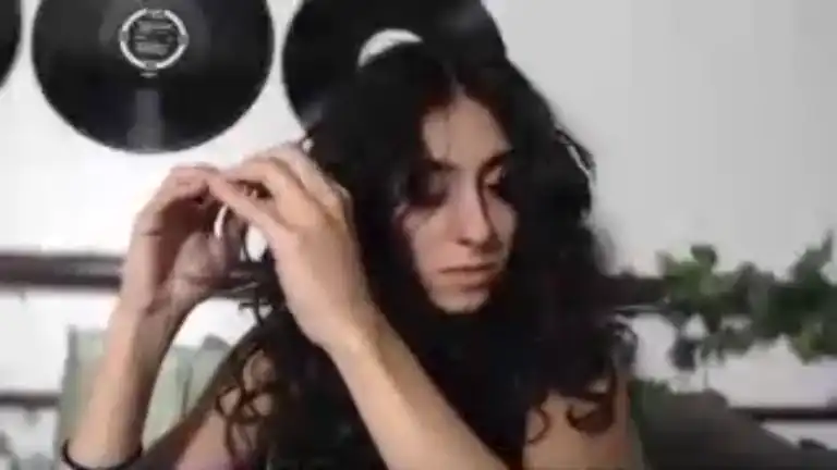 Valeriarose53 – Streamate Live Video – 2025-04-08 17:47:52