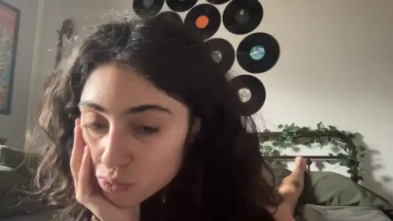Valeriarose53 – Streamate Live Video – 2026-06-23 07:14:06