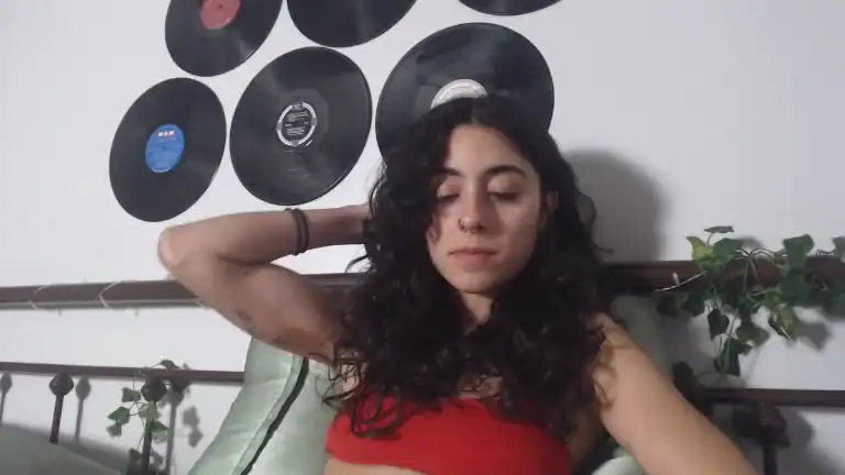 Valeriarose53 – Streamate Live Video – 2025-08-13 10:50:24