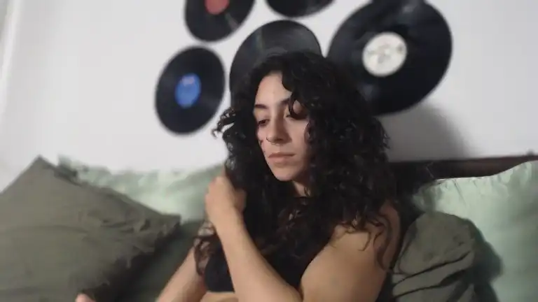 Valeriarose53 – Streamate Live Video – 2025-03-22 20:23:19
