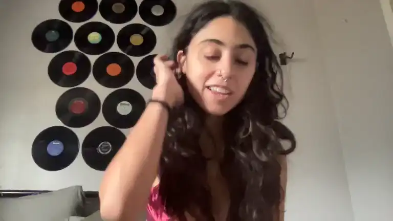 Valeriarose53 – Streamate Live Video – 2026-05-29 04:20:08