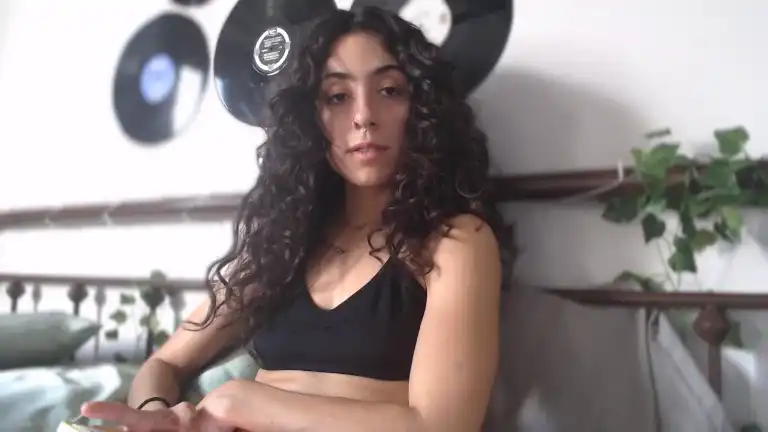 Valeriarose53 – Streamate Live Video – 2025-03-25 11:43:21