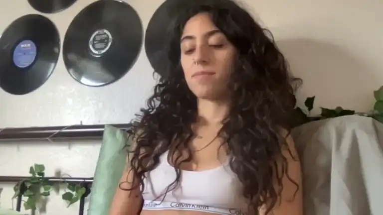 Valeriarose53 – Streamate Live Video – 2026-07-27 23:25:08