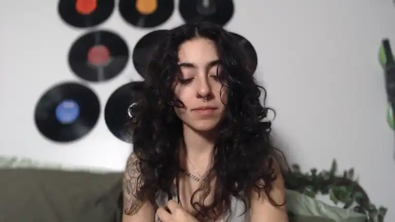 Valeriarose53 – Streamate Live Video – 2025-01-07 01:38:43