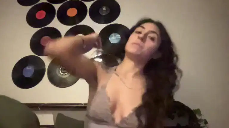Valeriarose53 – Streamate Live Video – 2025-03-16 01:27:10