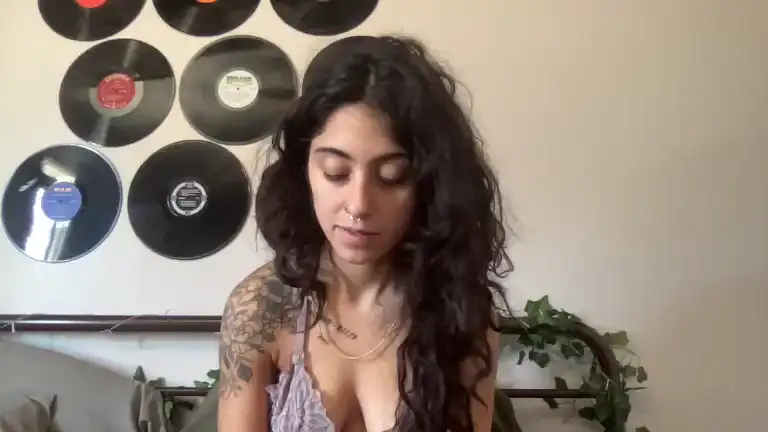 Valeriarose53 – Streamate Live Video – 2025-06-24 20:54:36
