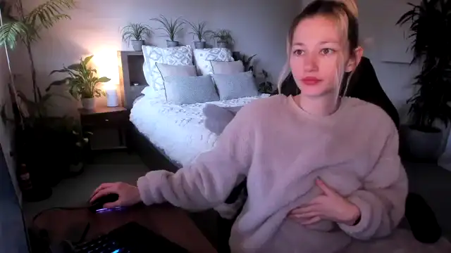 Alice_nz – Myfreecams Live Video – 2025-03-11 16:47:37
