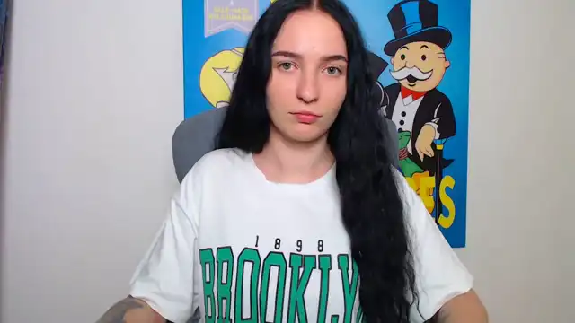Allochka – Xlovecam Live Video – 2025-02-19 21:20:36