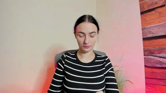 Allochka – Xlovecam Live Video – 2025-04-16 13:56:37