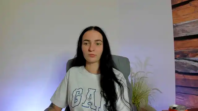 Allochka – Xlovecam Live Video – 2025-01-01 18:01:20