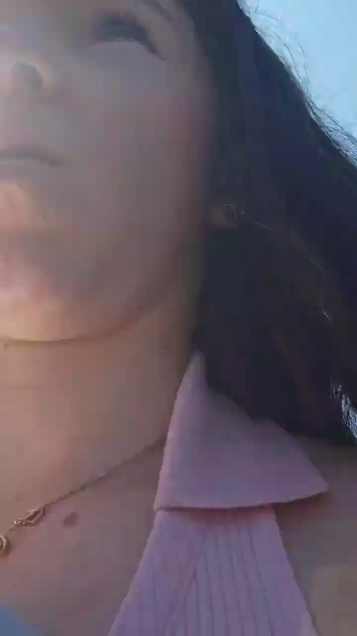 Lucie_mehott – Cam4 Live Video – 2025-12-24 20:36:29