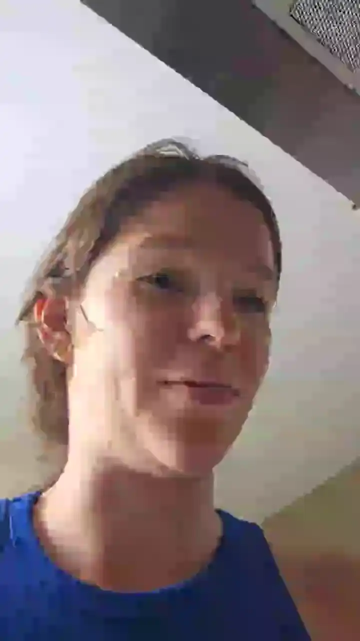 Lucie_mehott – Cam4 Live Video – 2025-05-22 03:23:59