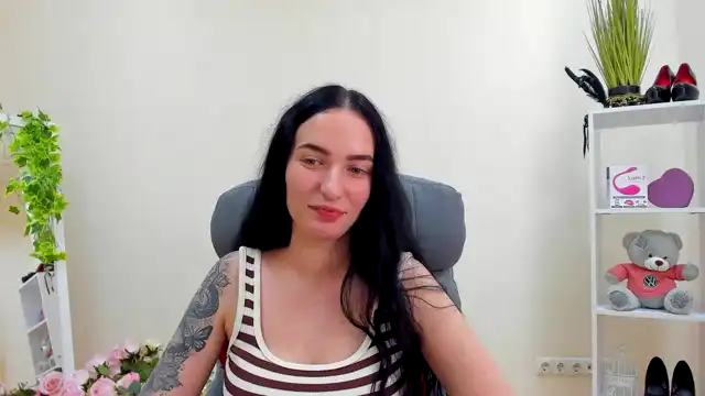 Allochka – Xlovecam Live Video – 2025-04-19 04:19:18