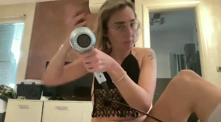 Casalinga88 – Stripchat Live Video – 2025-02-14 04:39:17