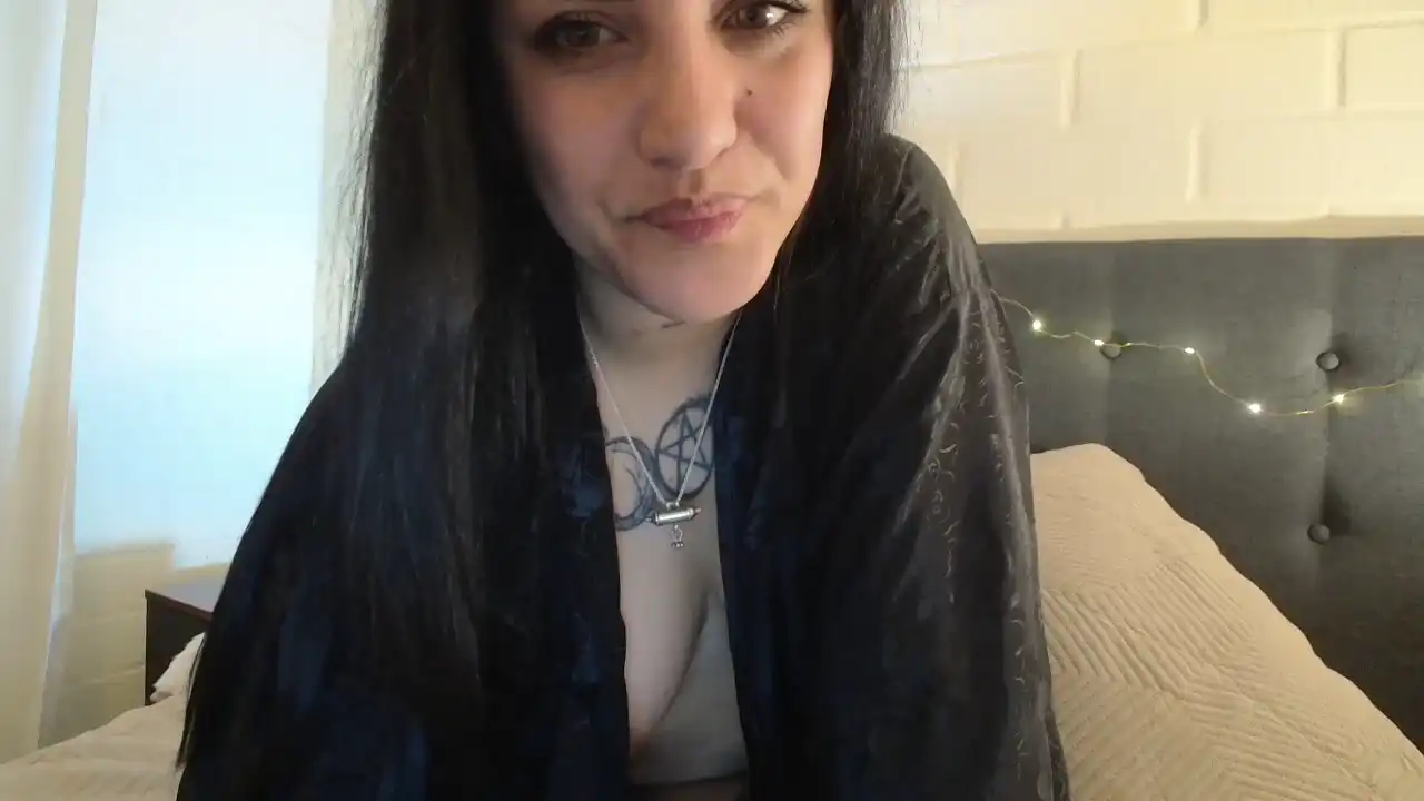 Mackarena – Cam4 Live Video – 2025-07-09 03:03:52