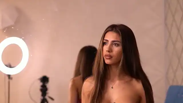Siennanoir – Myfreecams Live Video – 2025-02-26 18:22:16