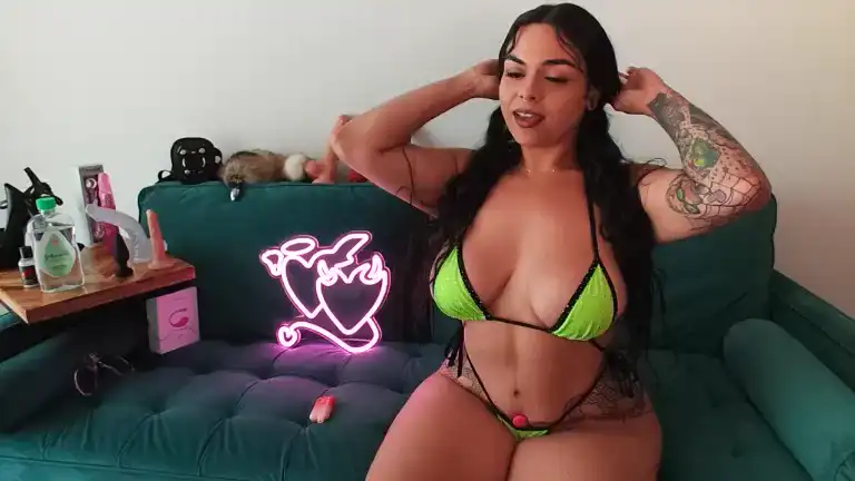 Dessiedesires – Streamate Live Video – 2025-03-31 13:06:00