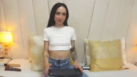 Emilie-tumbler – Flirt4free Live Video – 2026-04-20 04:05:16