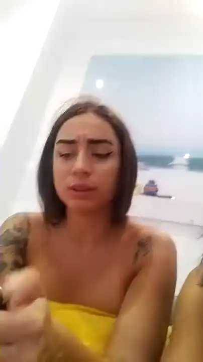 Cristinamt93 – Amateur.tv Live Video – 2025-04-03 21:05:25